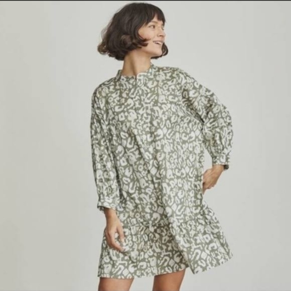 Elizabeth and James Leopard Animal Print Tunic Dress in Sage Green Size XS